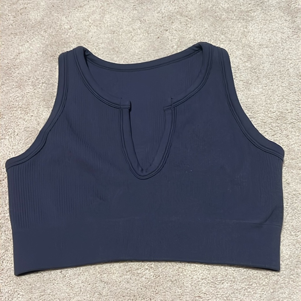size medium amazon supportive tank top